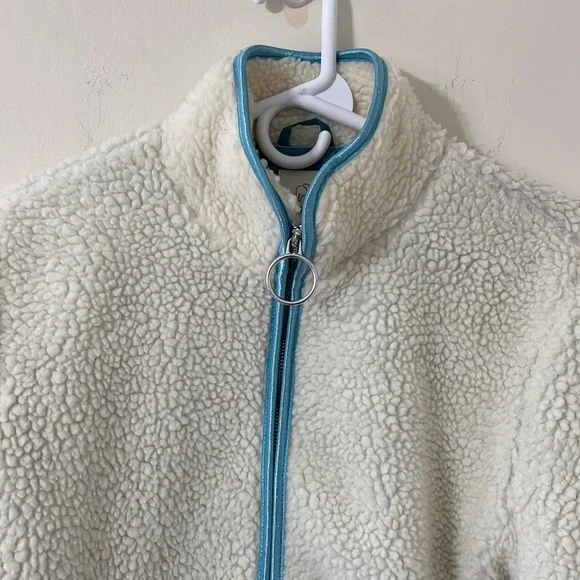 NWOT Ivory Ella Chloe White Sherpa Blue Satin Lined Full Zip Jacket Size Small - Picture 3 of 12